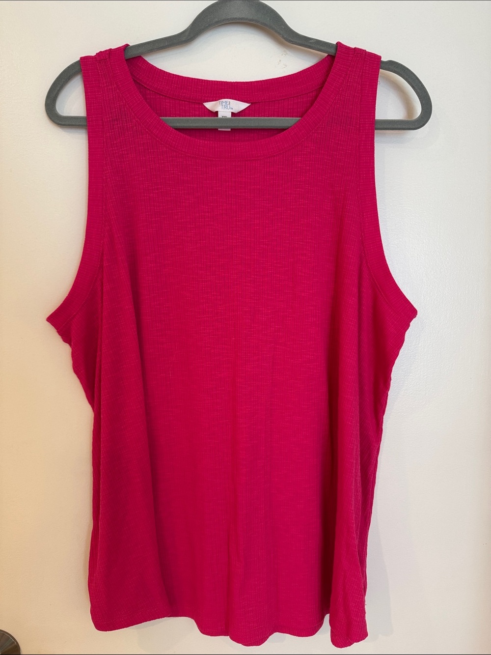 Time and Tru Bright Fuchsia Ribbed Sleeveless Tank
